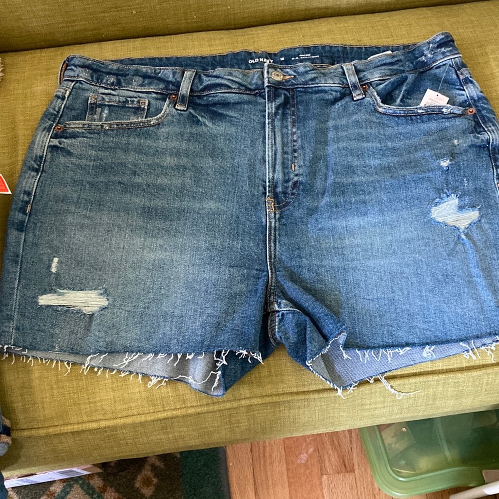 HIGH RISE denim shorts NWT